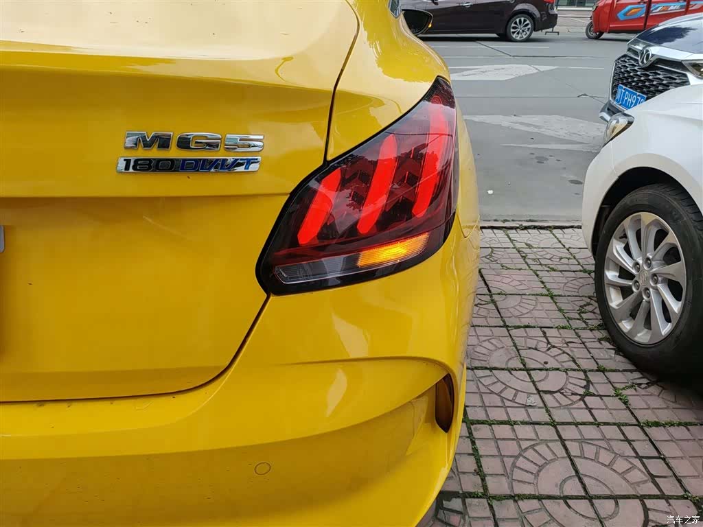 MG MG5, 2022 8