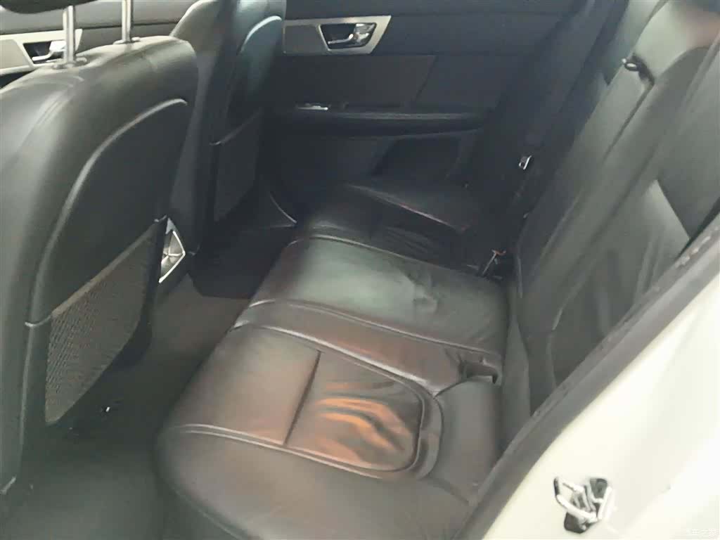 Jaguar XF, 2014 13