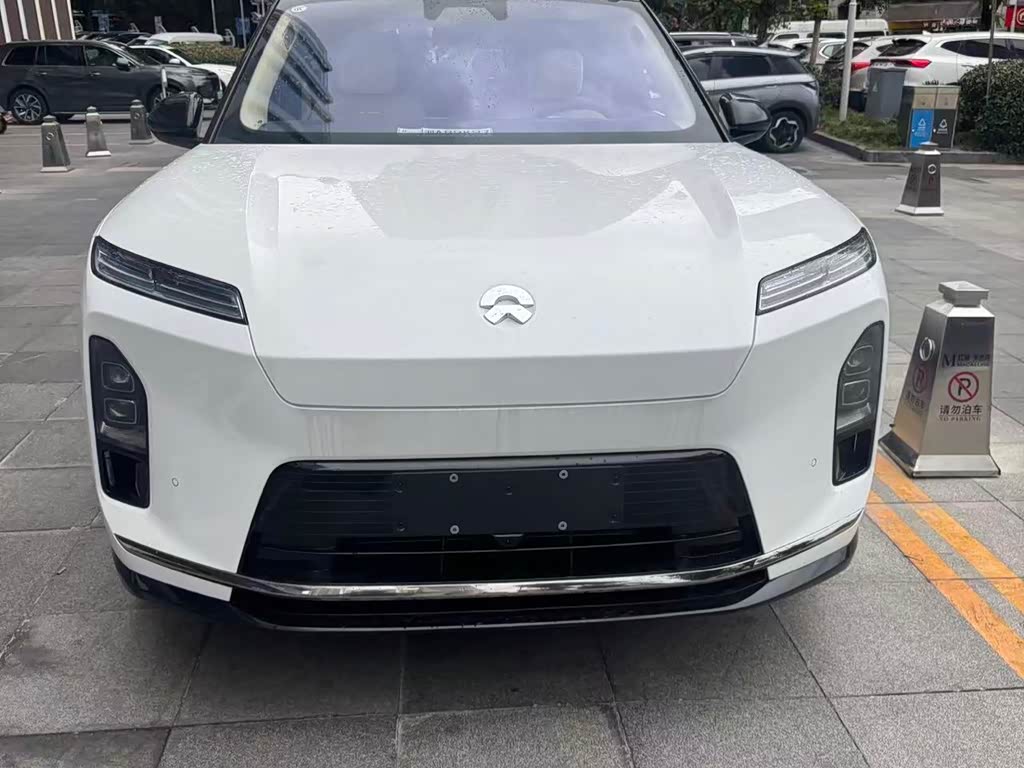 NIO ES8 2026 мест Executive