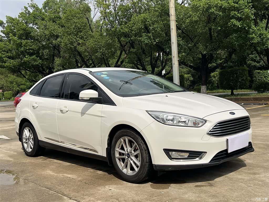 Ford Focus, 2015 3