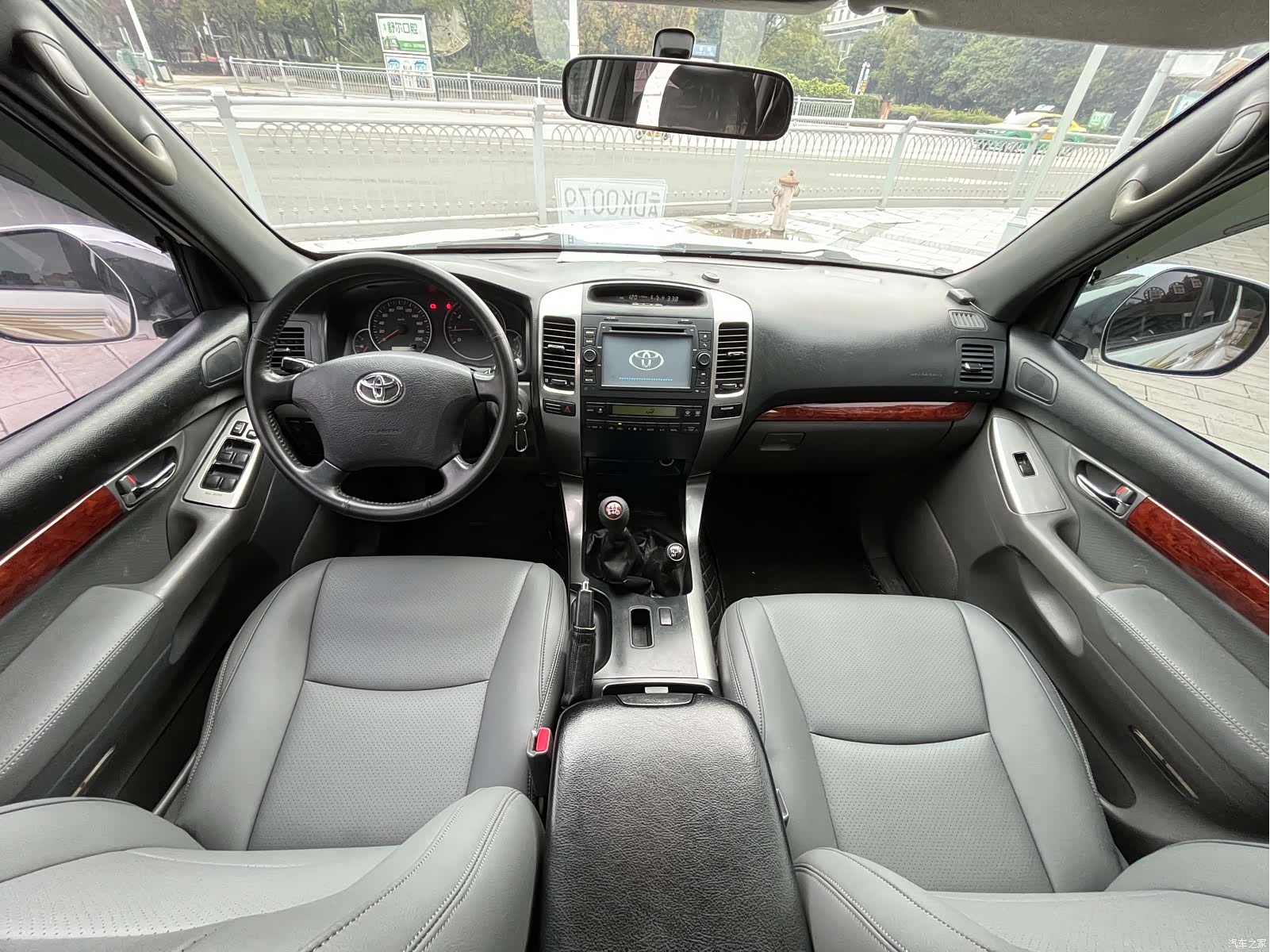 Toyota Prado, 2009 6