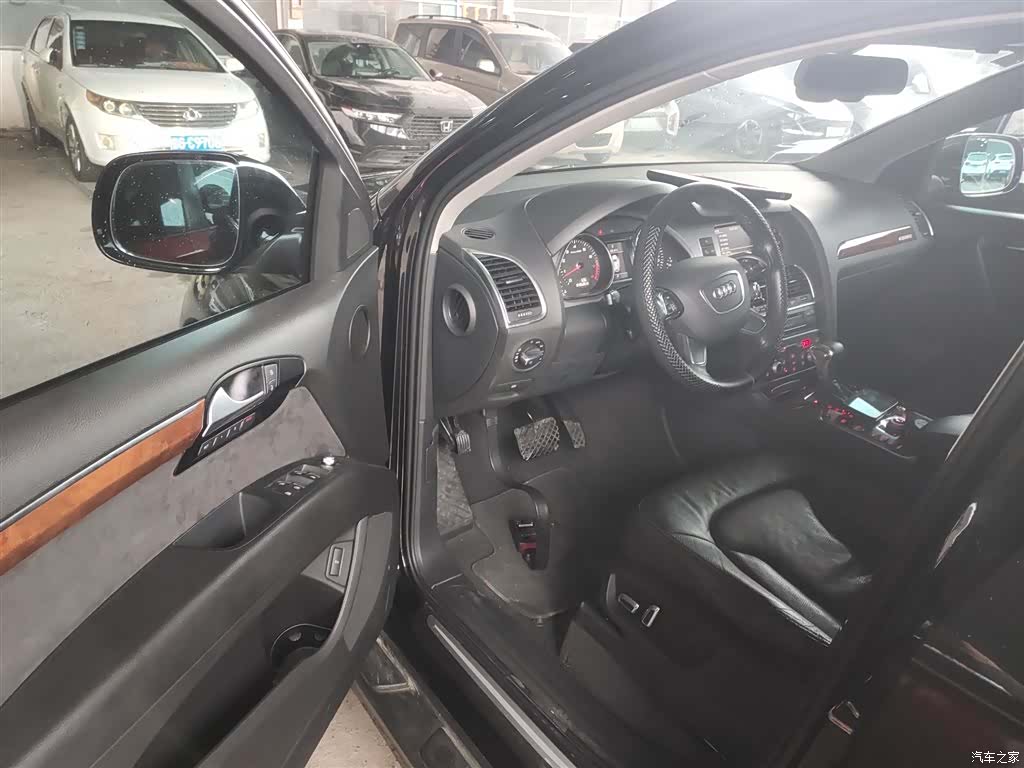 Audi Q7, 2015 12