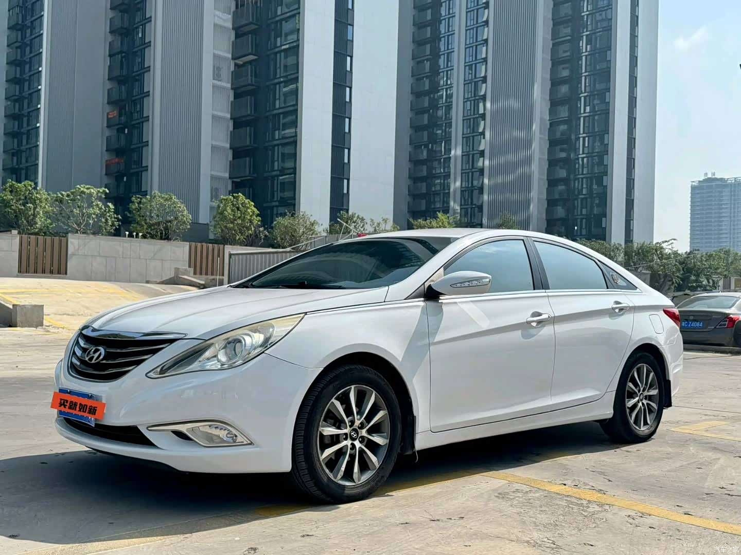 Hyundai Sonata, 2013 1
