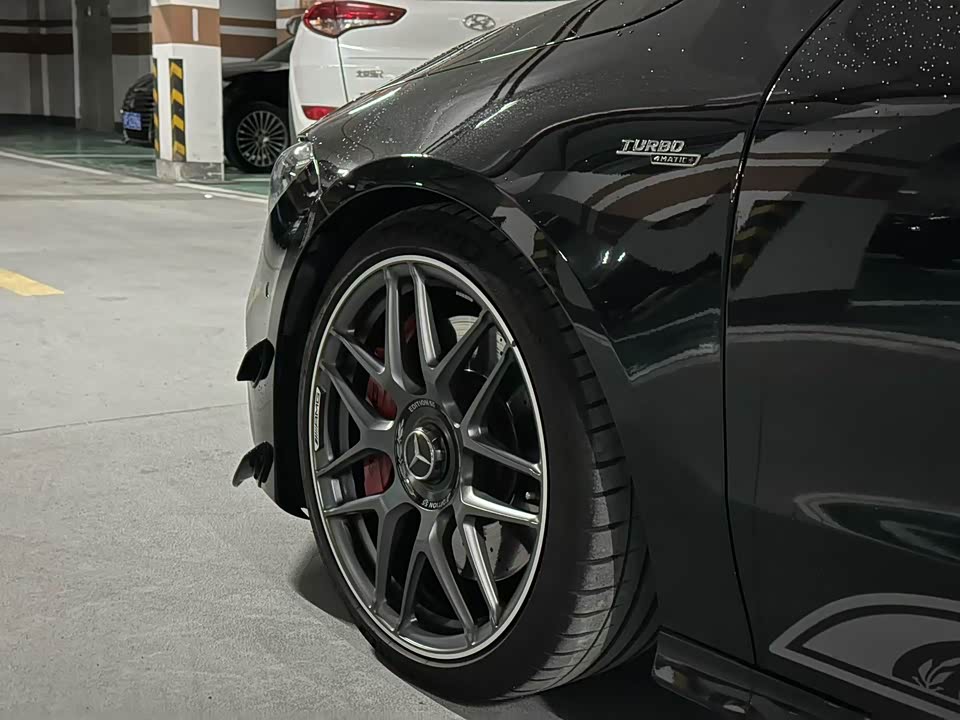 Mercedes-Benz CLA AMG