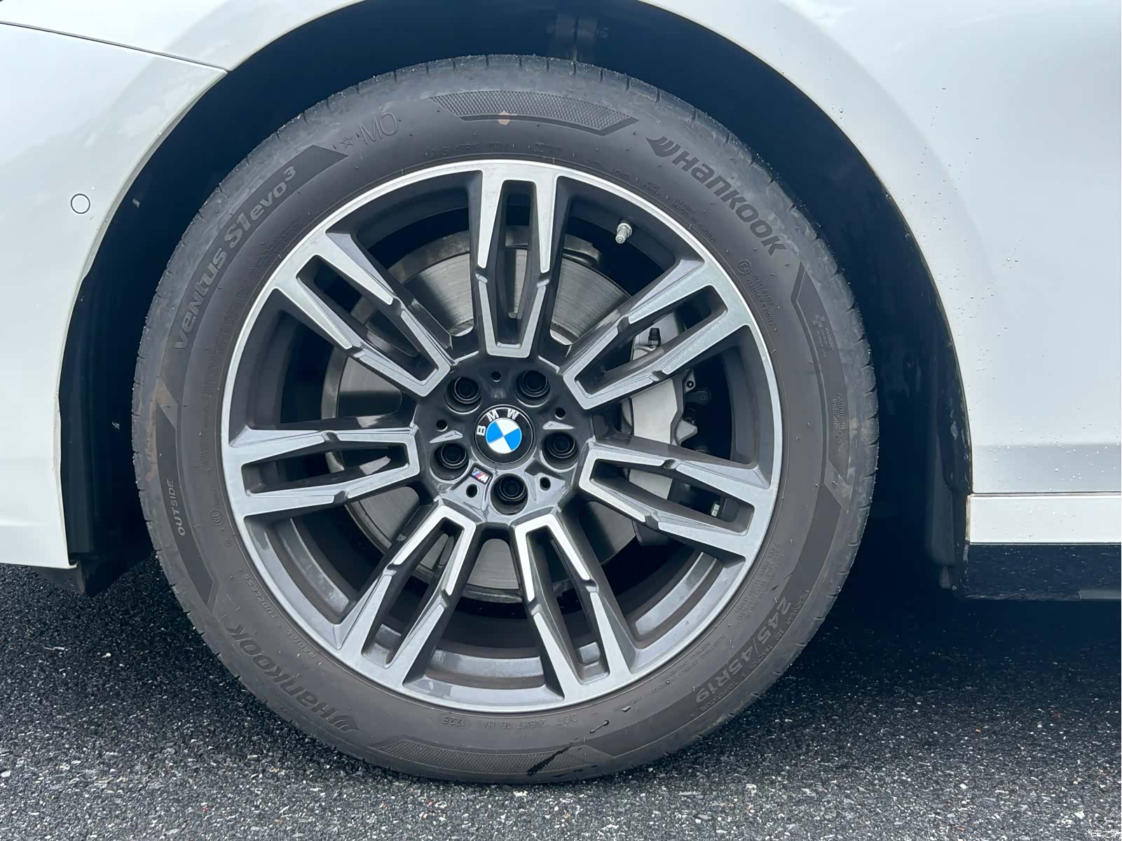 BMW 5 Series, 2025 6