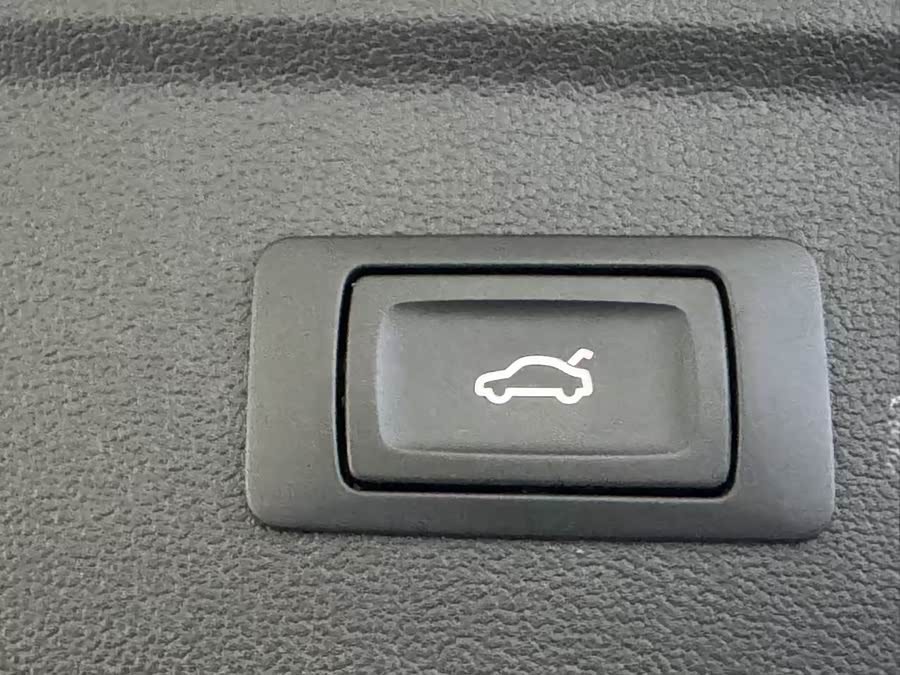 Audi A3 2023, фото 7