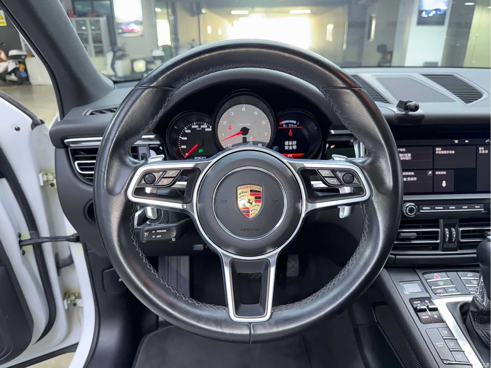 Porsche Macan, 2020 6