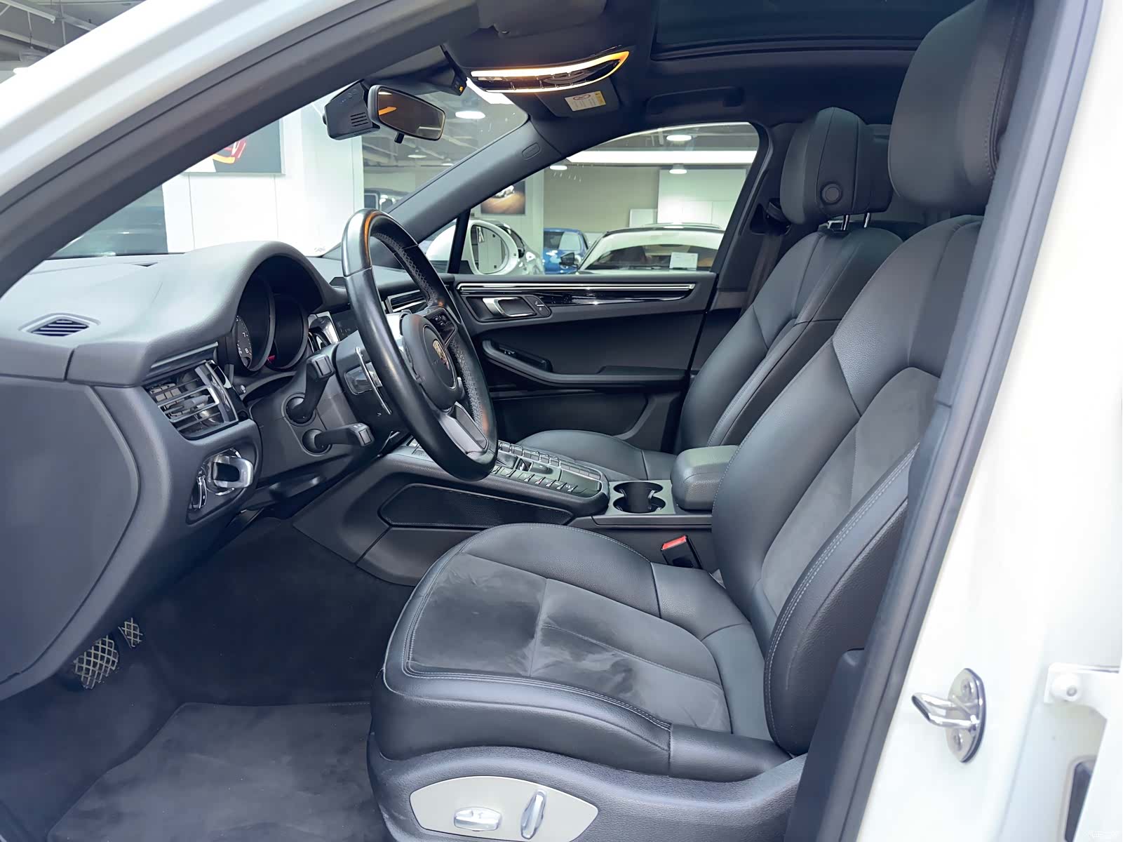 Porsche Macan, 2020 11
