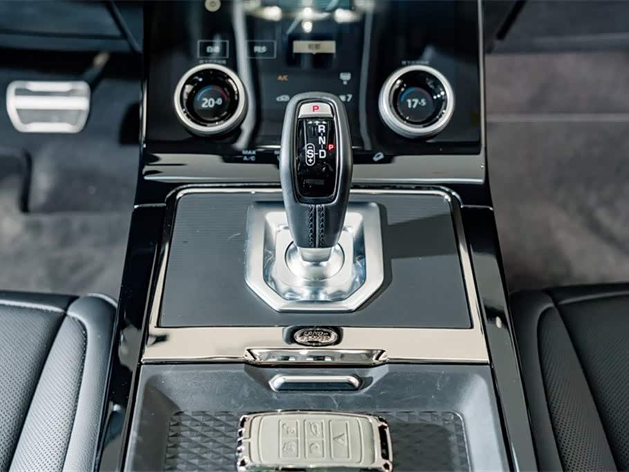 Land Rover Range Rover Aurora