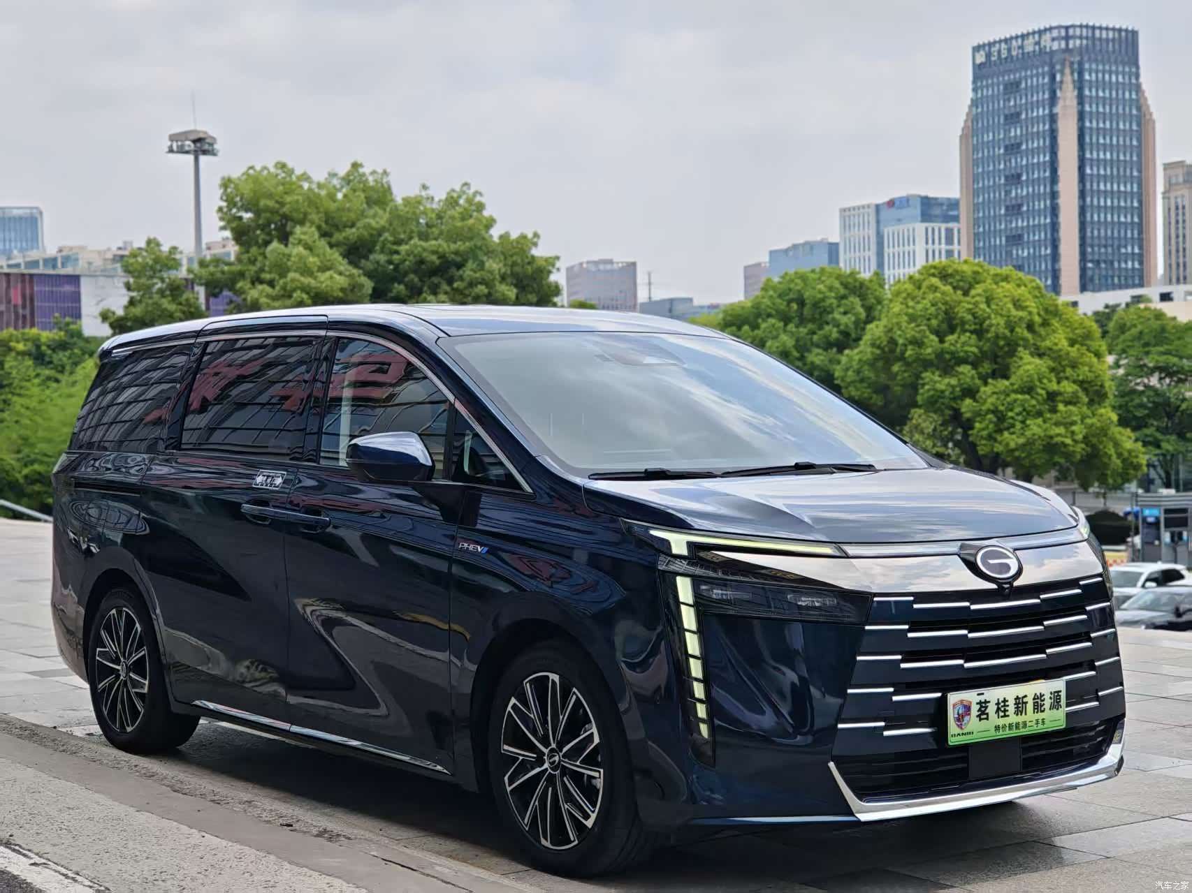 Trumpchi E8, 2024 4