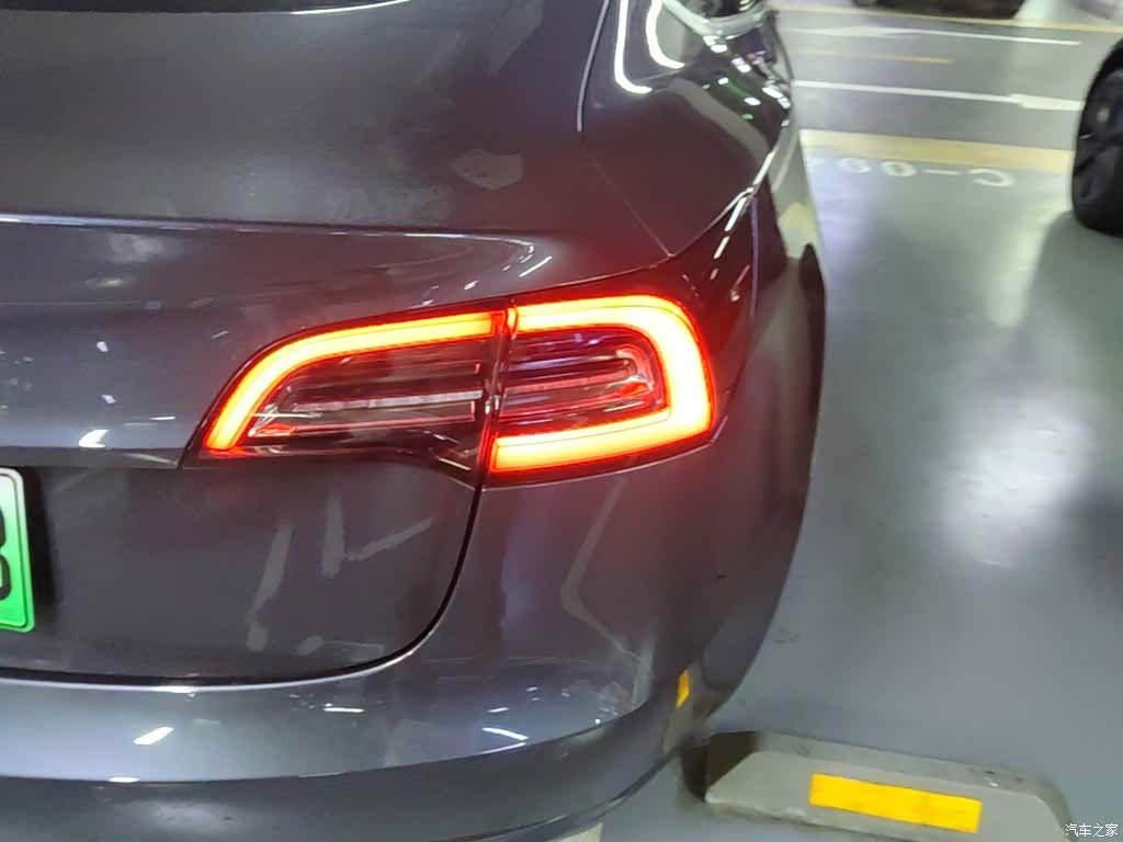 Tesla Model 3, 2019 8