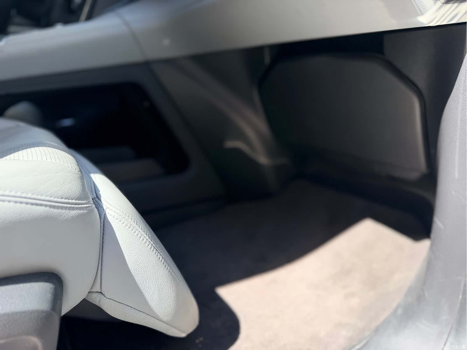 NIO ES8, 2021 24