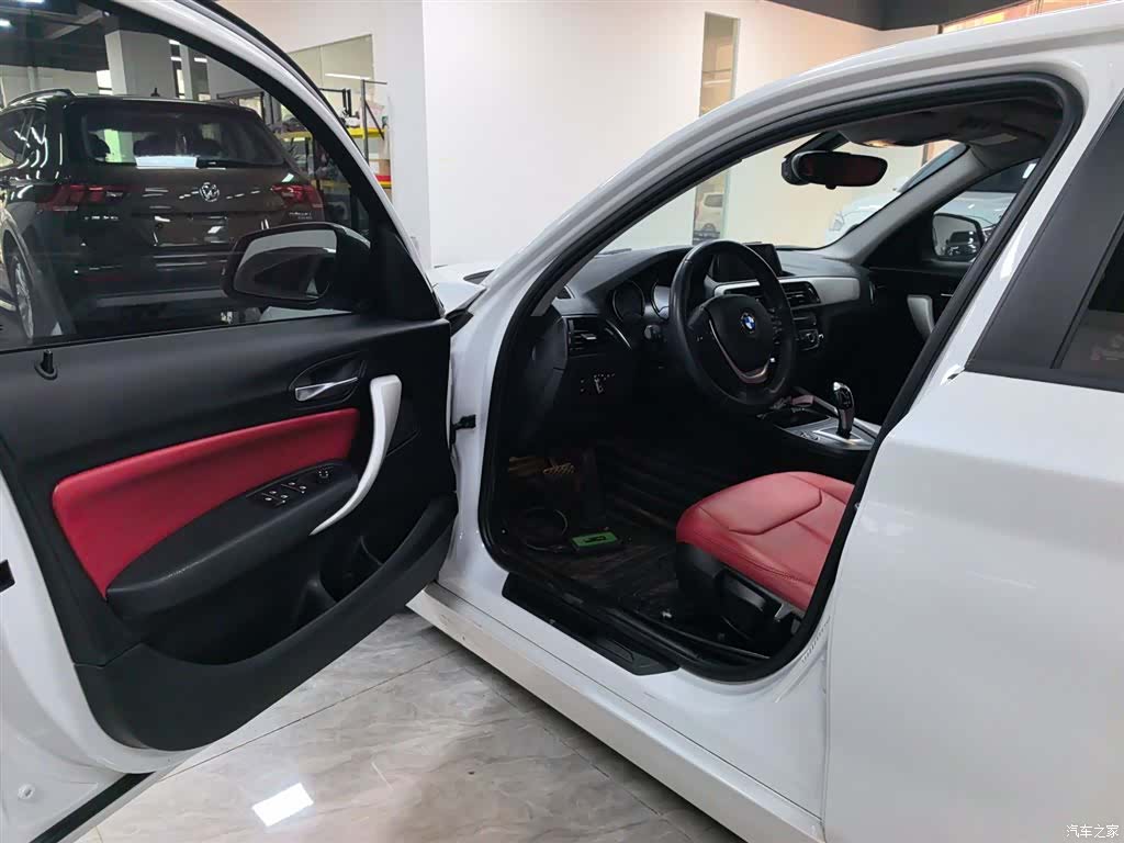 BMW 1 Series, 2019 12