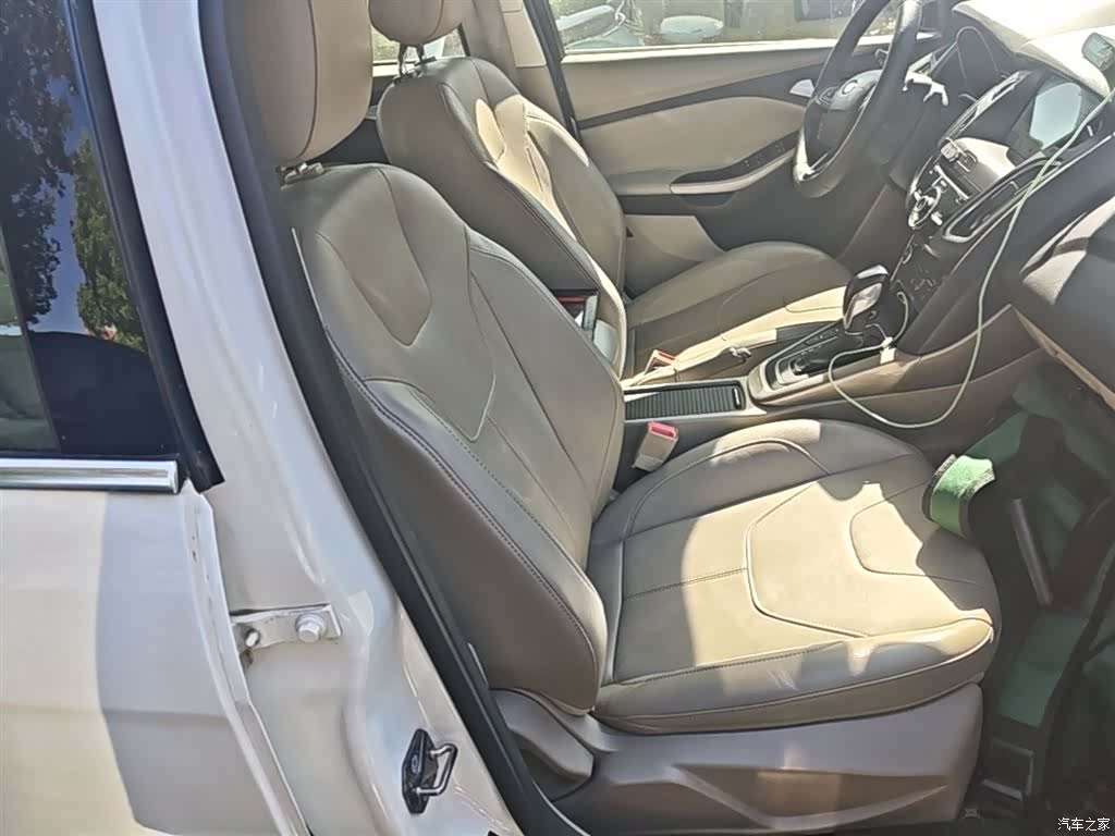 Ford Focus, 2016 25