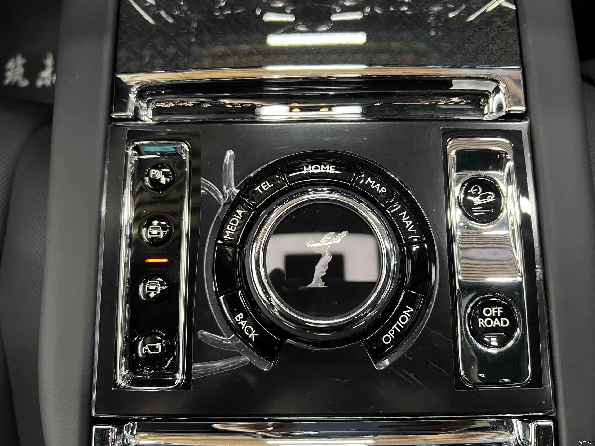 Rolls-Royce Cullinan, 2025 17
