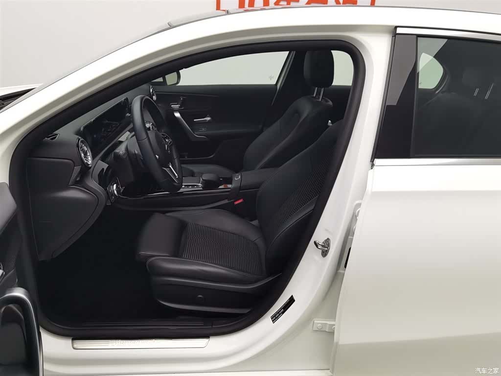 Mercedes-Benz A-Class, 2022 10