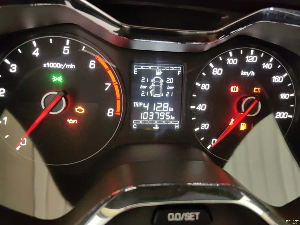 Wuling 310W, 2019 все фото