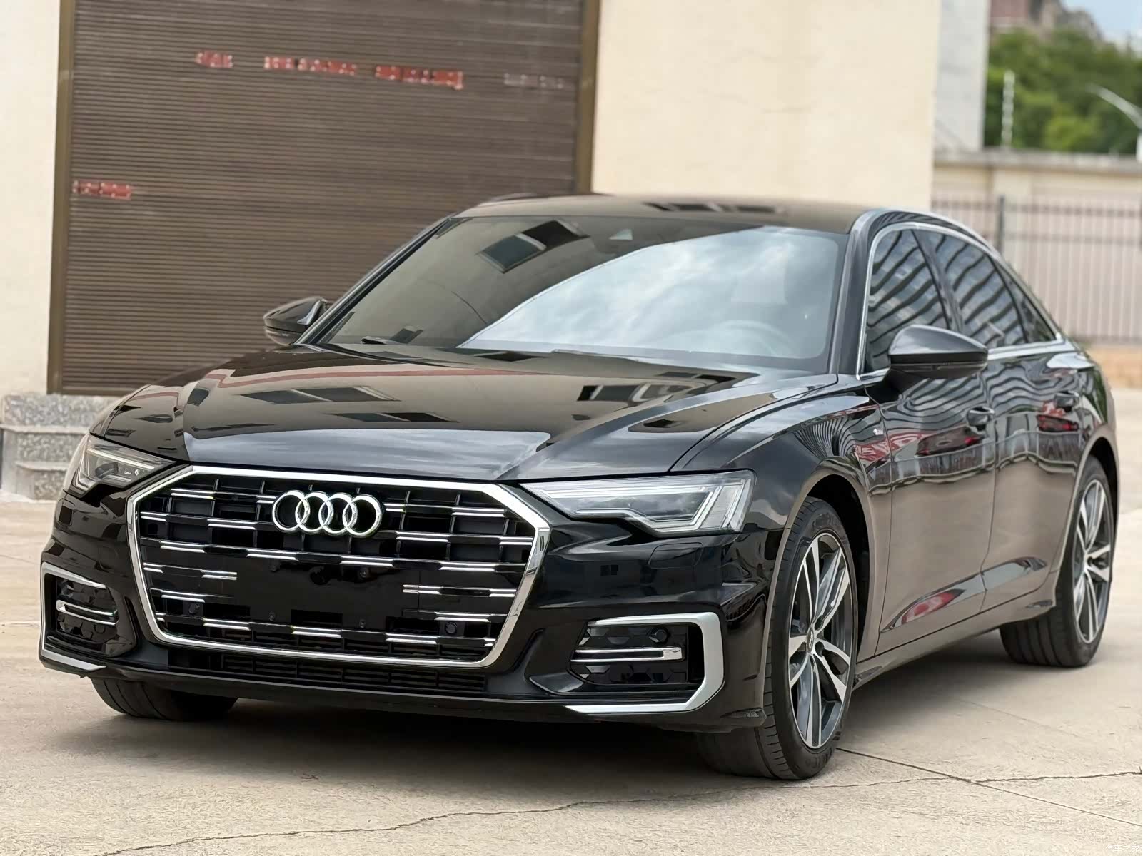 Audi A6L, 2021 3