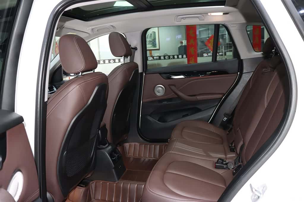 BMW X1, 2021 11