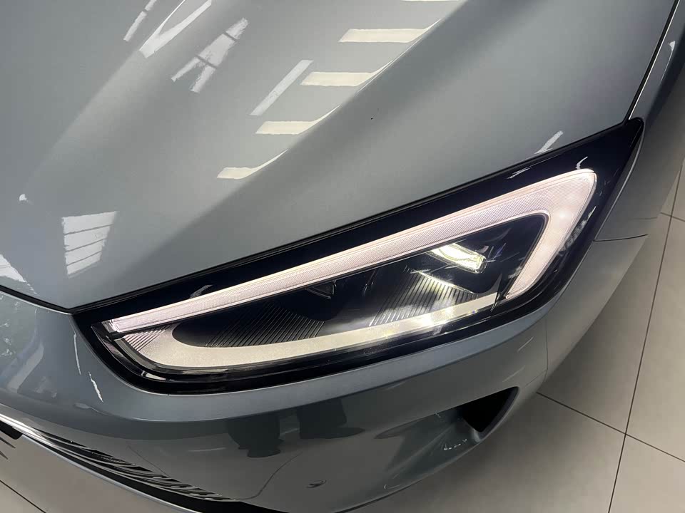 AITO Ask the world M5