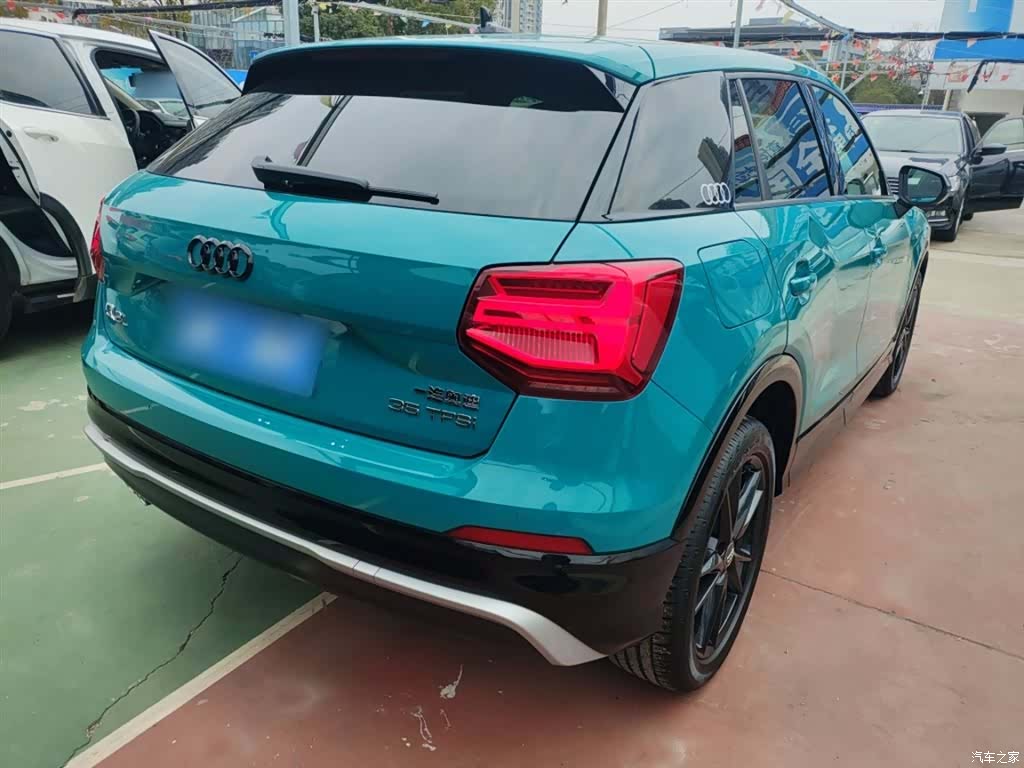 Audi Q2L, 2021 7