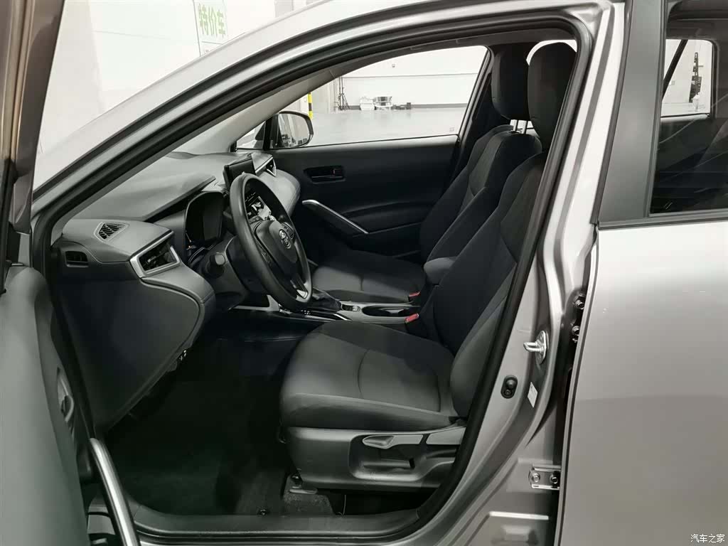 Toyota Corolla, 2024 10