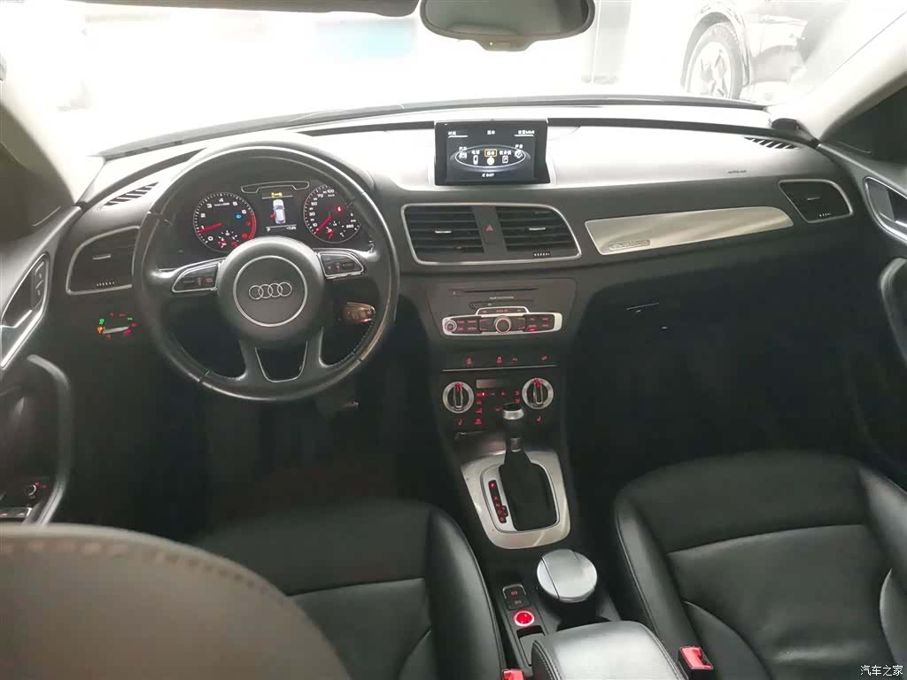 Audi Q3, 2016 10
