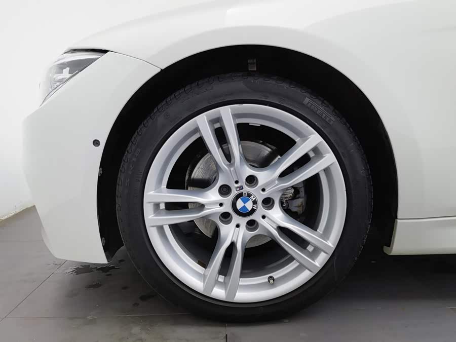 BMW 3 Series 2018, фото 17