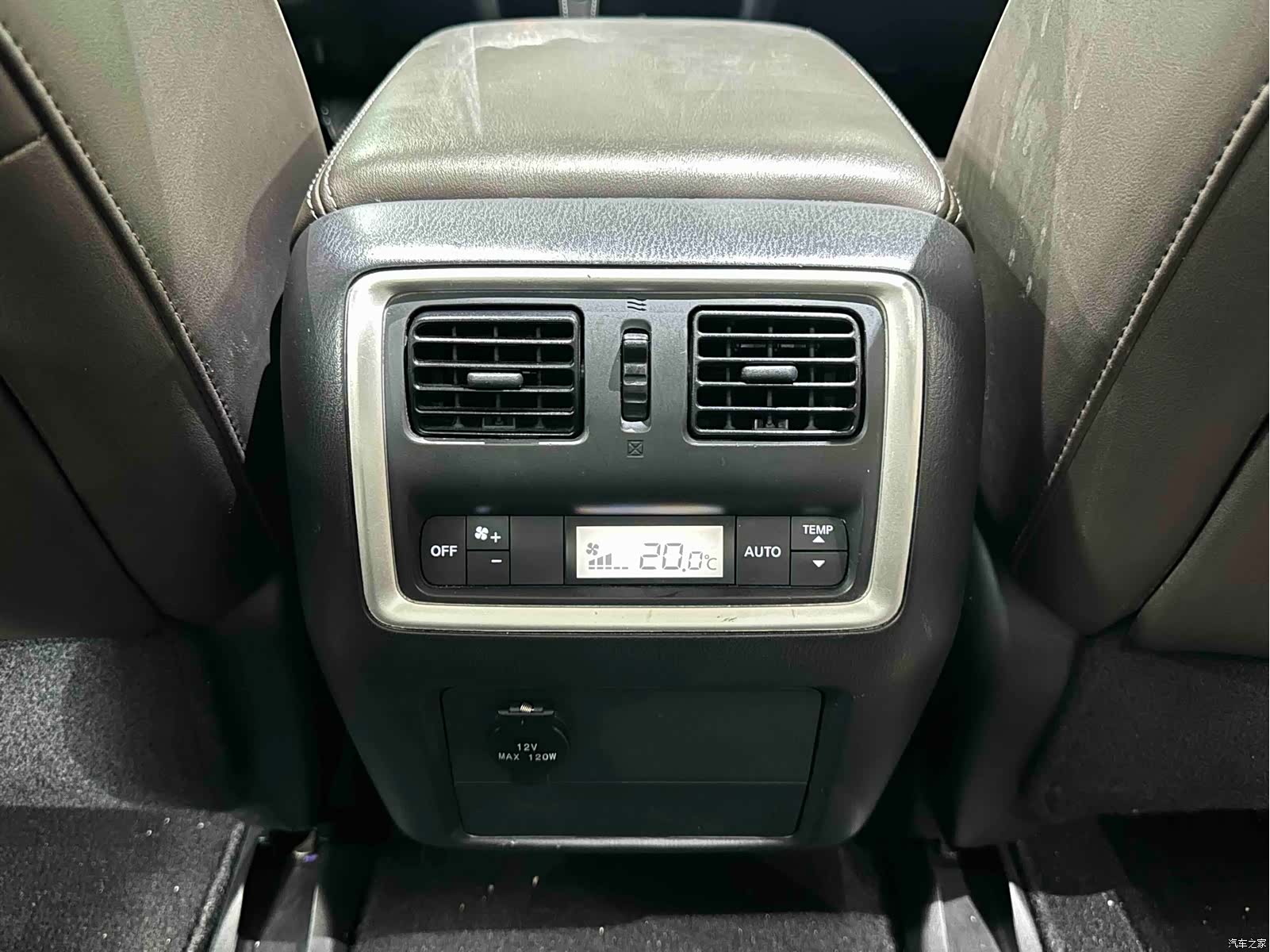 Infiniti QX60, 2017 23