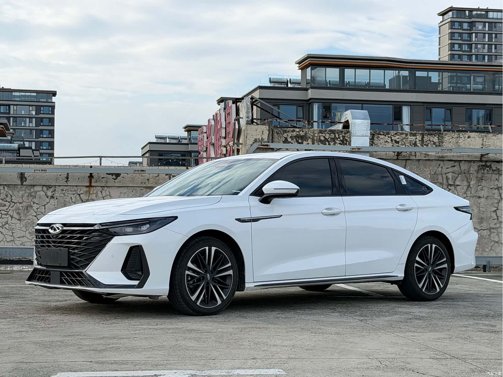 Chery Arrizo 8, 2025 1
