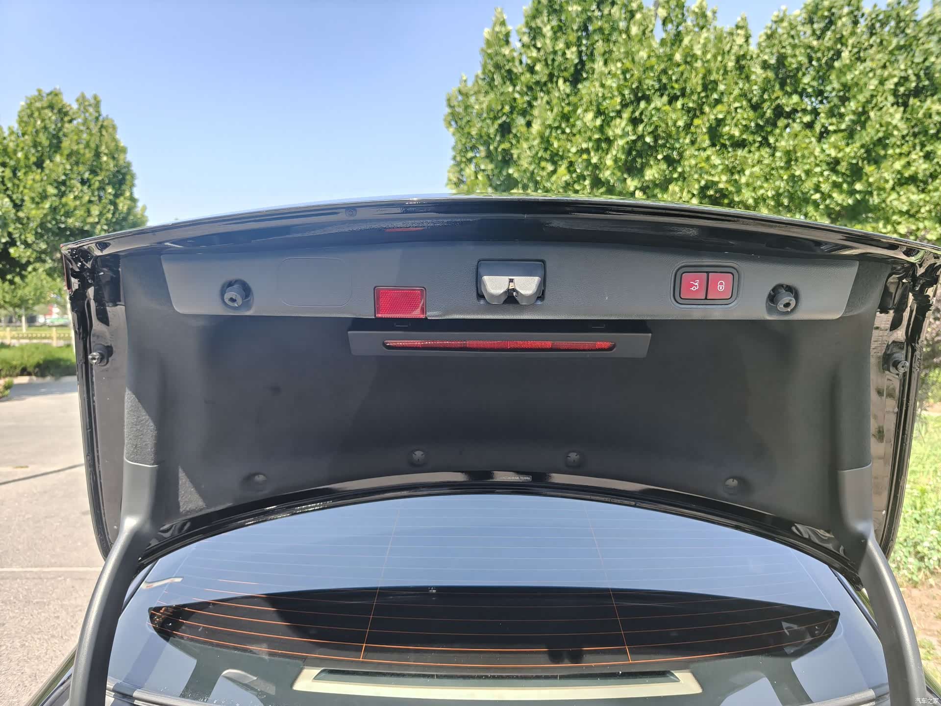 Mercedes-Benz E-Class, 2021 20