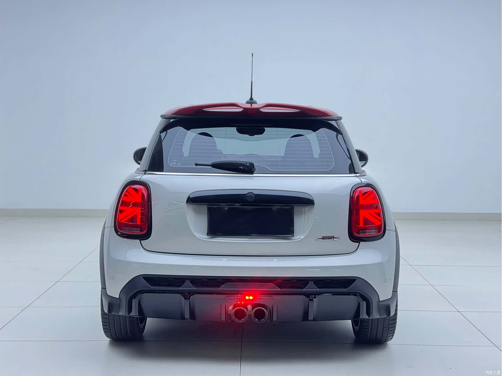 Mini Cooper, 2022 3