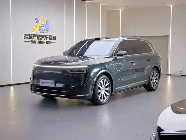 AITO M8 2025 — купить из Китая под заказ