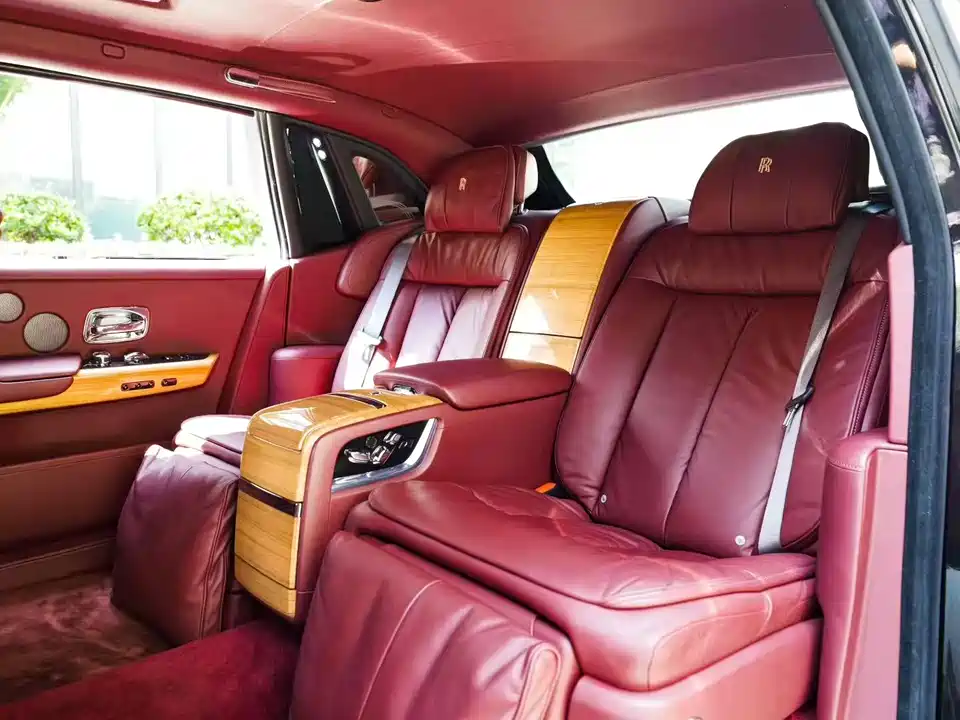 Rolls-Royce Phantom