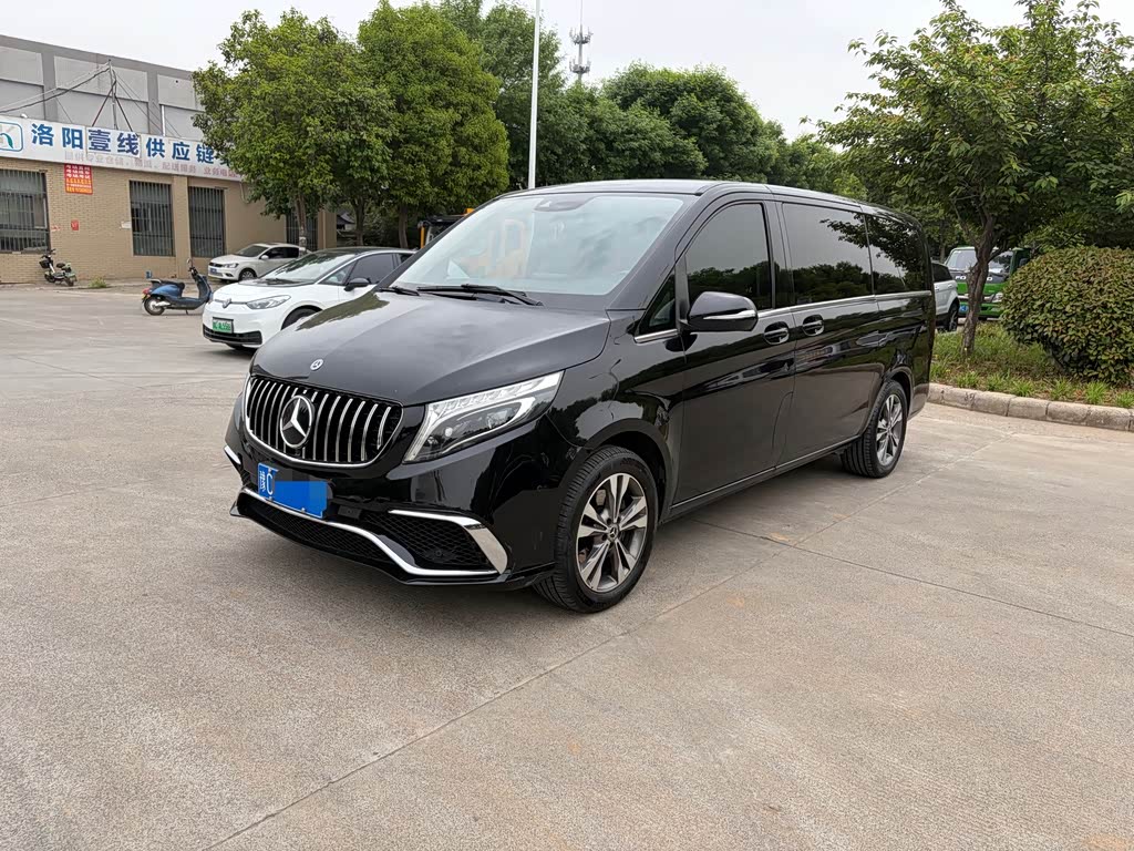Mercedes-Benz V-Class