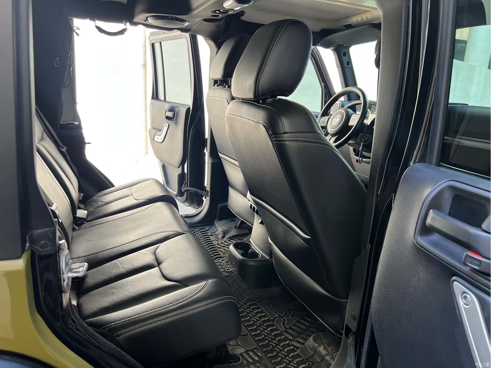 Jeep Wrangler, 2016 11