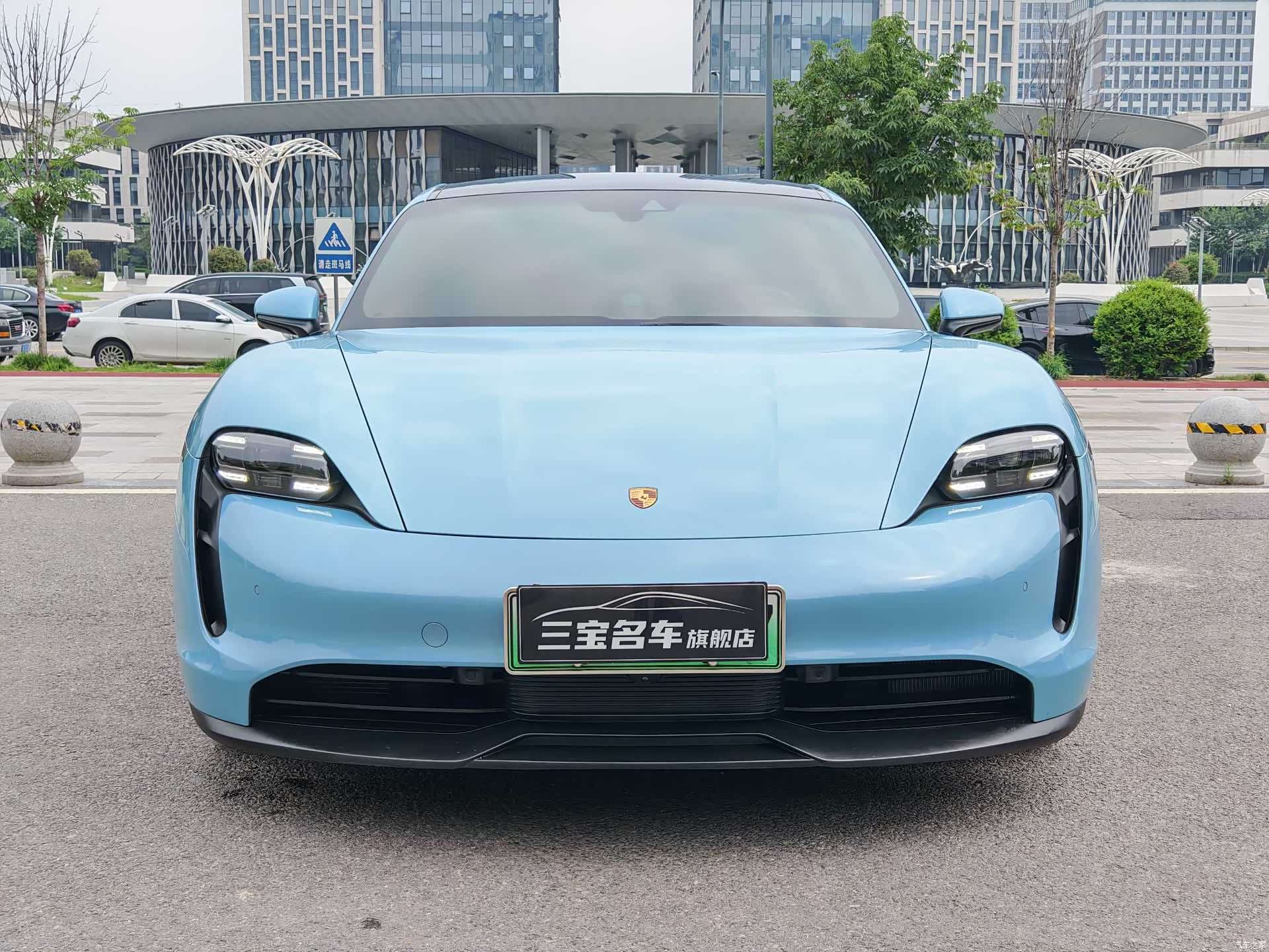Porsche Taycan, 2021 3