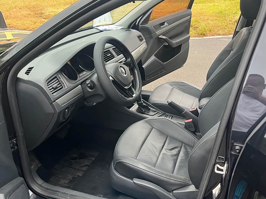 Volkswagen Lavida 2016, фото 8