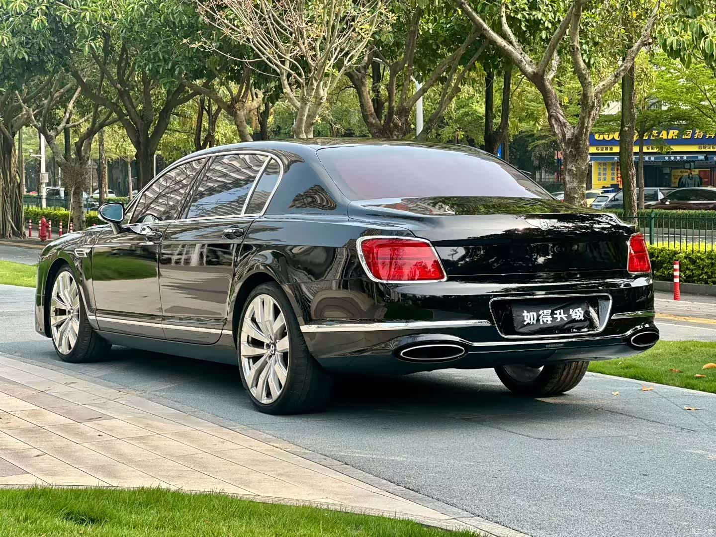 Bentley Flying Spur, 2009 9