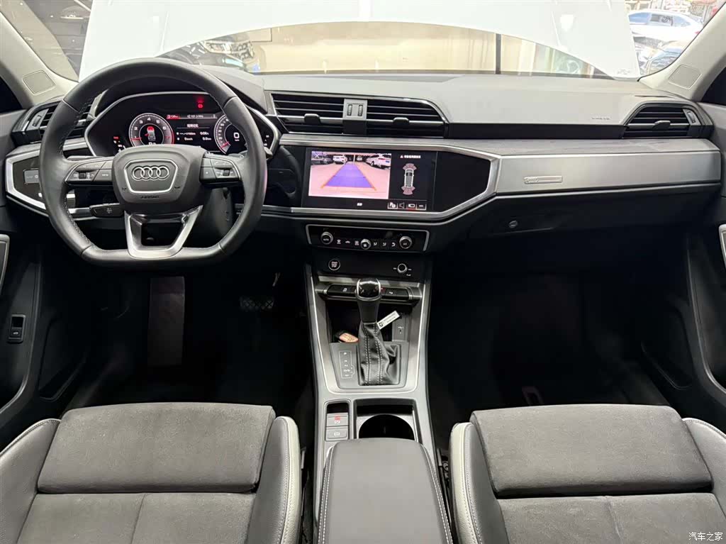 Audi Q3, 2023 20