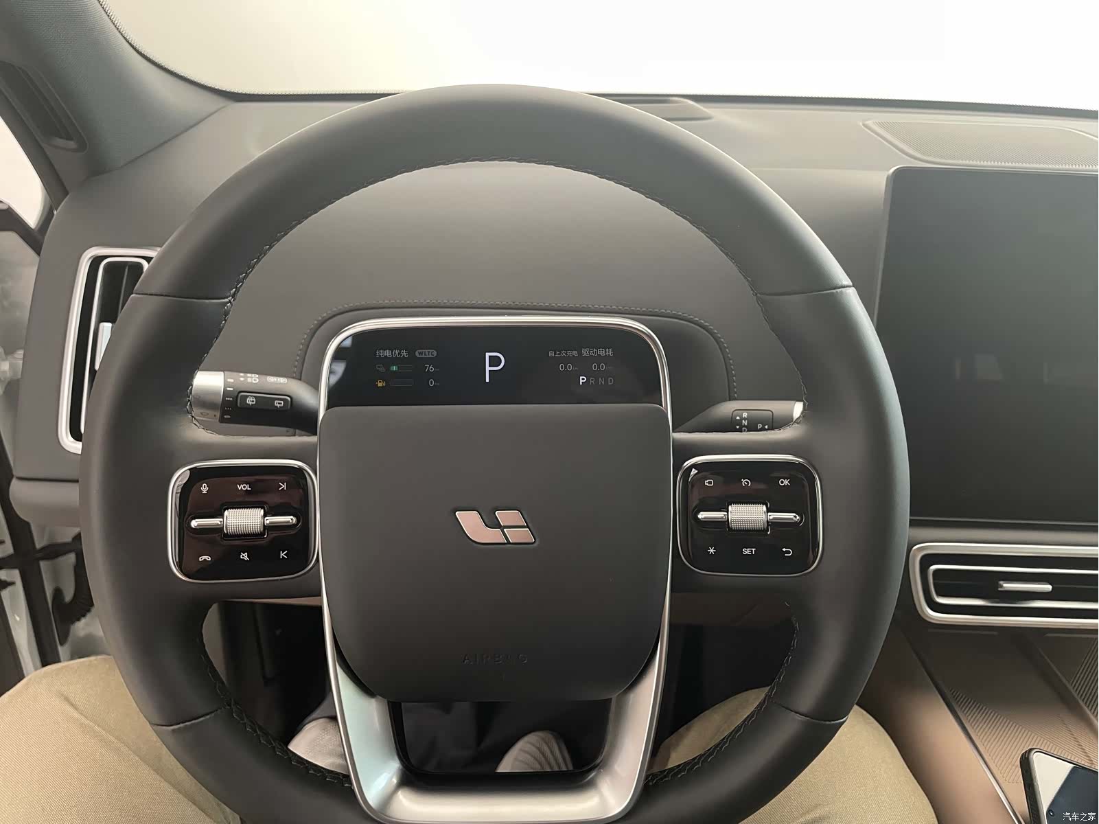 Li Auto L8, 2025 16