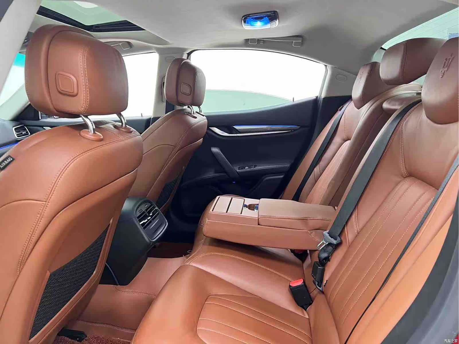 Maserati Ghibli, 2016 12