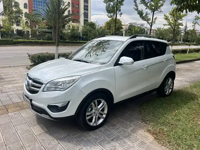 Changan Changan CS35 2016 — купить из Китая под заказ