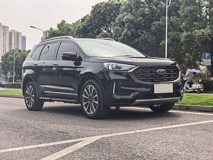 Ford Edge 2021, фото 3