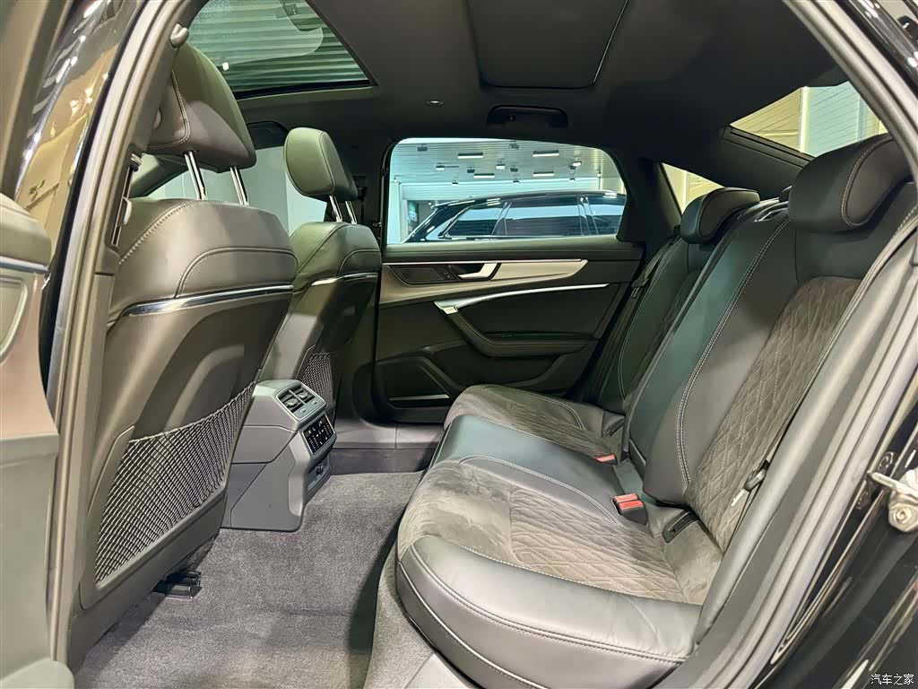 Audi A6L, 2021 27