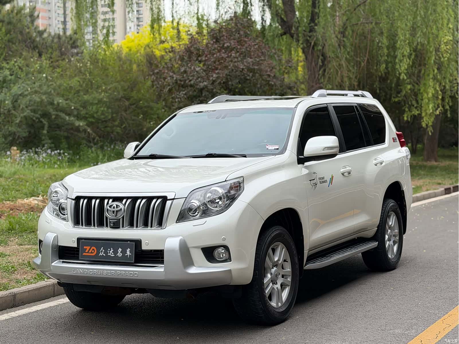Toyota Prado, 2010 1