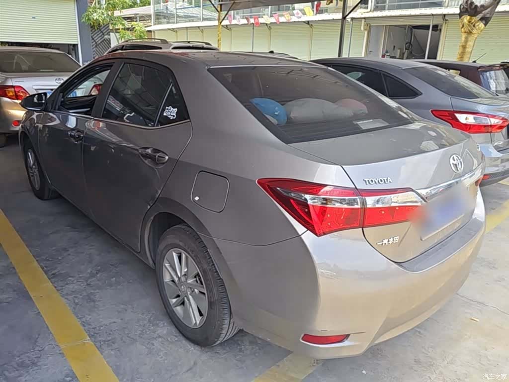 Toyota Corolla, 2018 все фото