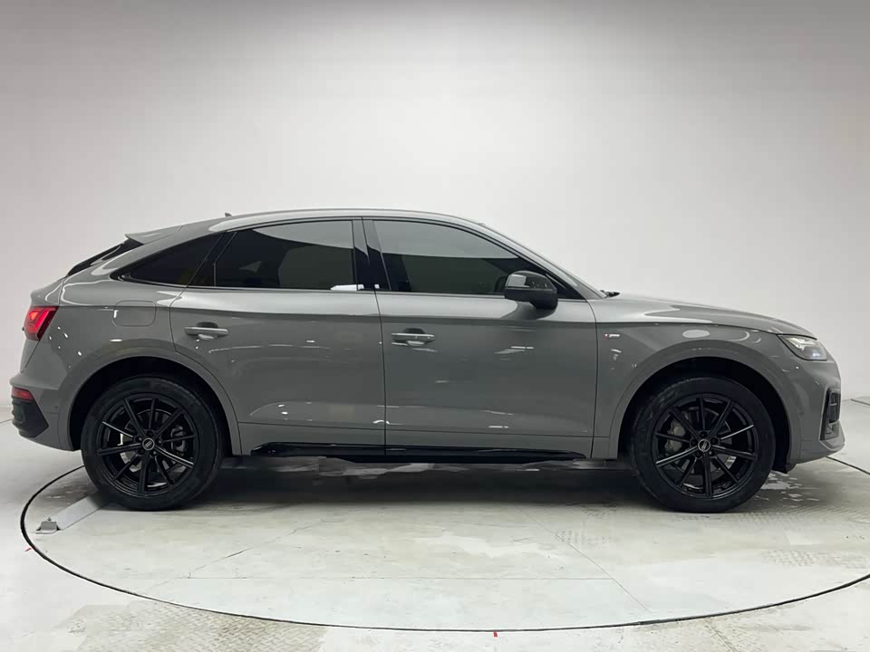 Audi Q5L Sportback