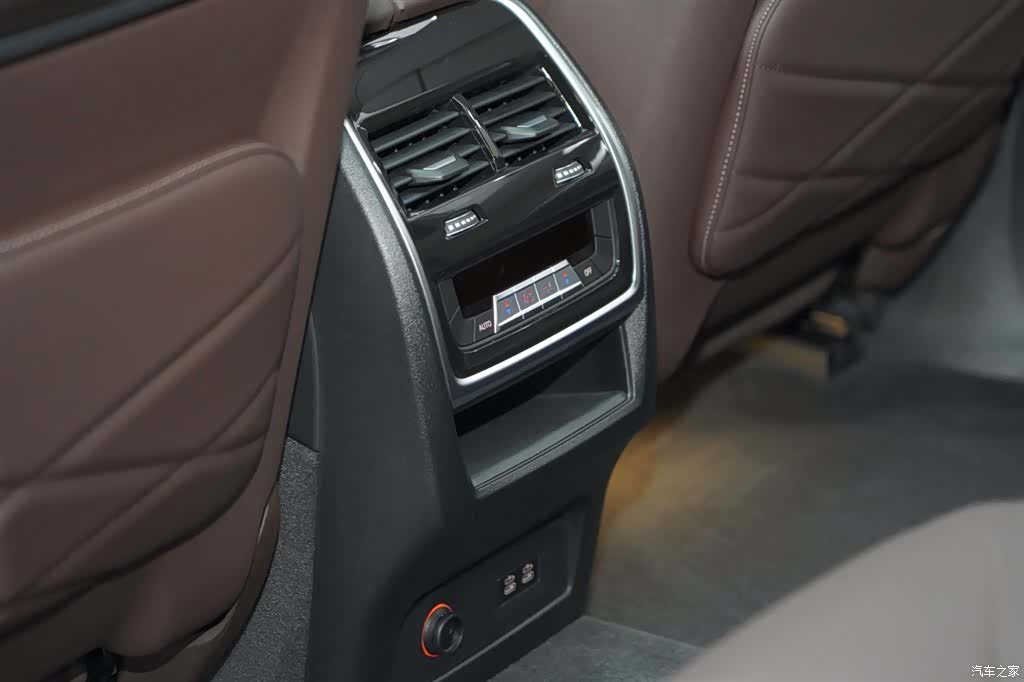 BMW X5, 2024 18