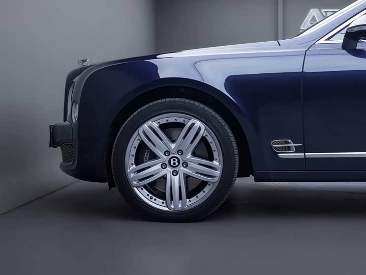 Bentley Mulsanne 2013 6.8T Mulliner te bie ban